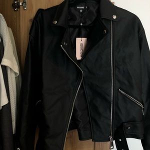 BRAND NWT Missguided Oversized Leather Jacket